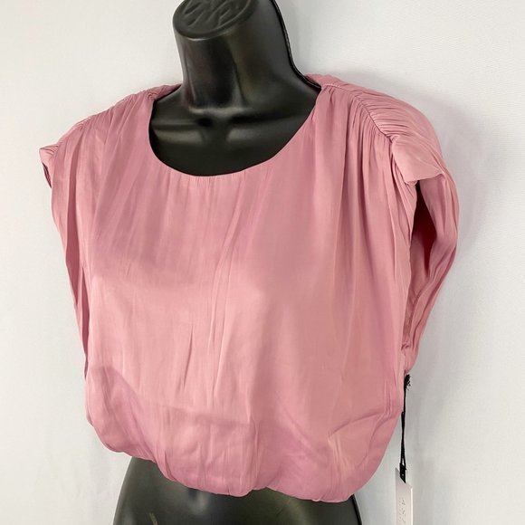 ASTR The Label Riva Crop Top Shirred Sleeves Pink - Picture 3 of 7